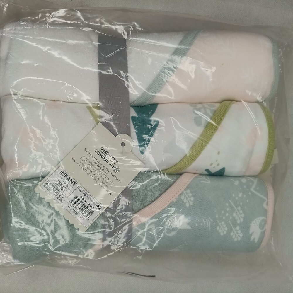 New NWOT OEKO-TEX Cloud Island 3- Pack Infant Hooded Towels Lightweight